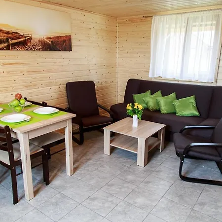 Alojamento de Turismo Selvagem Domki Letniskowe Aura Rewal