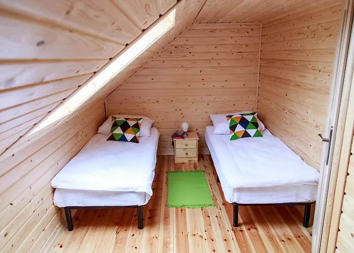 Domki Letniskowe Aura Lodge *