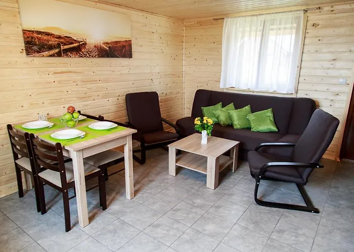 Lodge Domki Letniskowe Aura Rewal